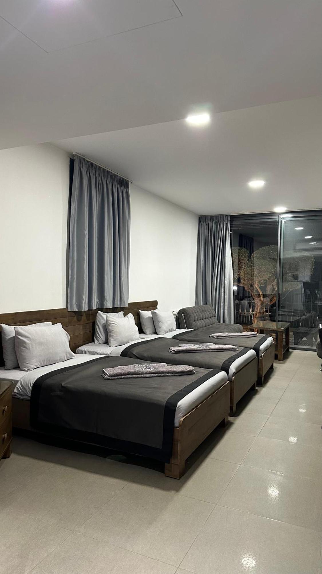 Grey Escape Apartments Qalhat Ngoại thất bức ảnh